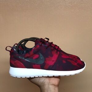 Nike Roshe Run One “Red Camo”